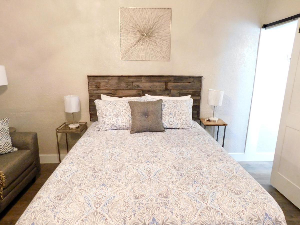 Budget Friendly Condo Within Walking Distance To The Beach! Gulf Shores Εξωτερικό φωτογραφία