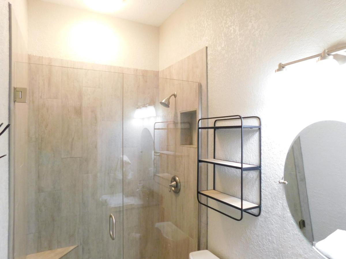 Budget Friendly Condo Within Walking Distance To The Beach! Gulf Shores Εξωτερικό φωτογραφία