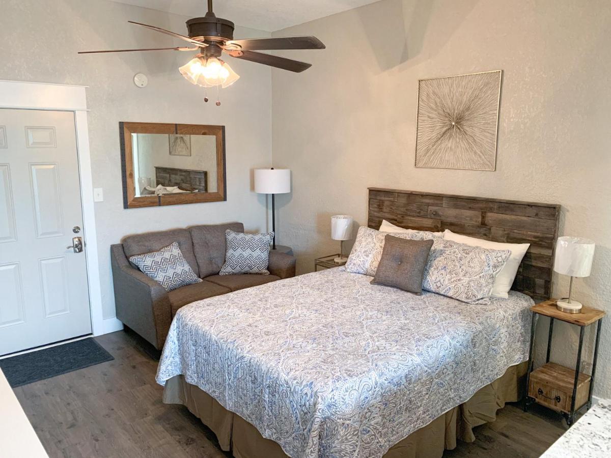 Budget Friendly Condo Within Walking Distance To The Beach! Gulf Shores Εξωτερικό φωτογραφία